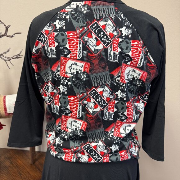 LuLaRoe Randy Tee  NEW size S DisneyVillain Queen of Hearts Alice - Picture 4 of 13